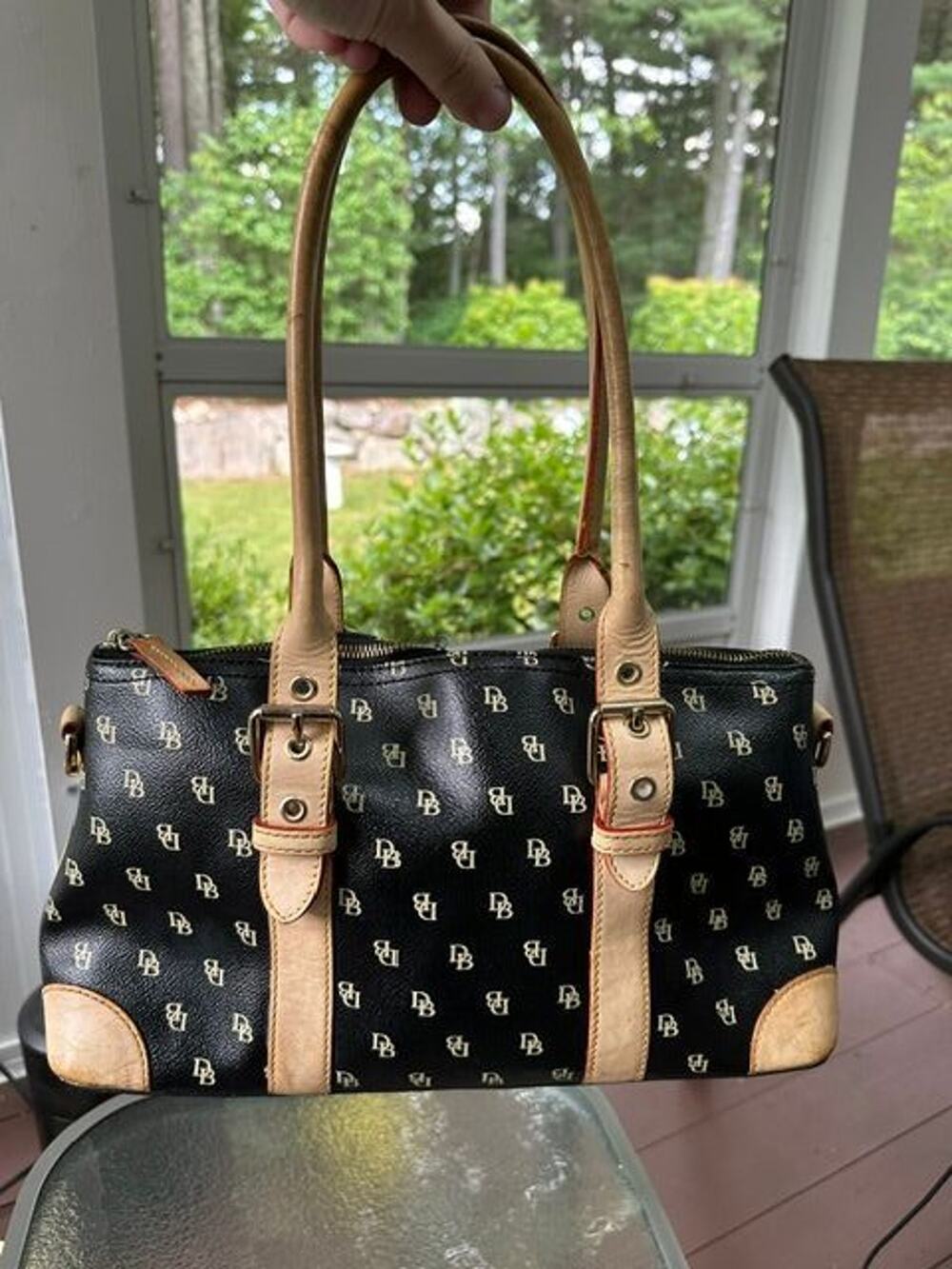 Dooney & Bourke Vintage Y2K Signature Satchel GUC